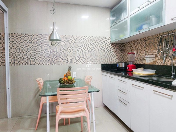 Imagem Apartamento com 3 Quartos à Venda, 123 m²em Espinheiro - Recife