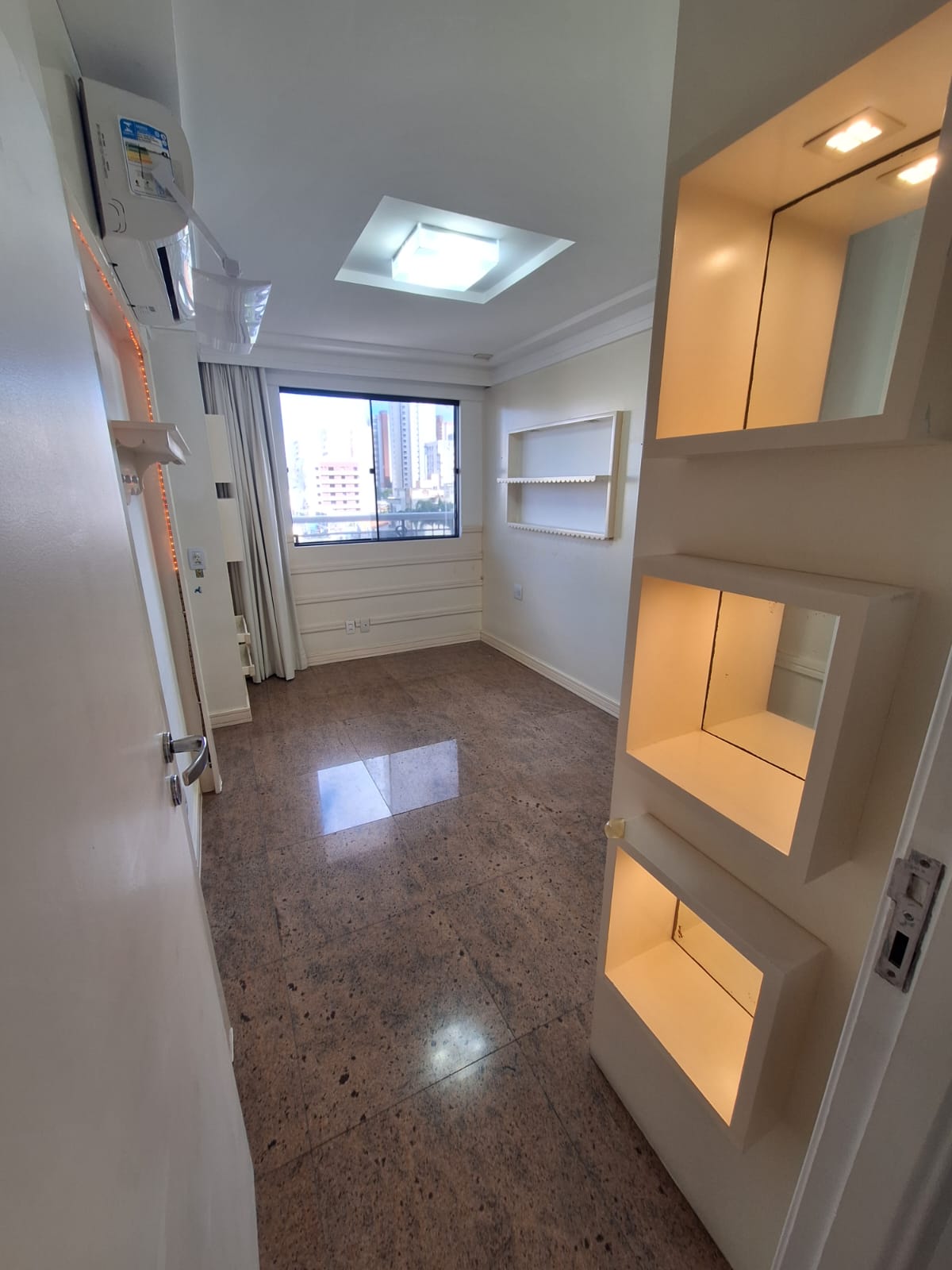 Foto do imóvel: Apartamento com 3 Quartos à Venda, 150 m² em Aldeota - Fortaleza