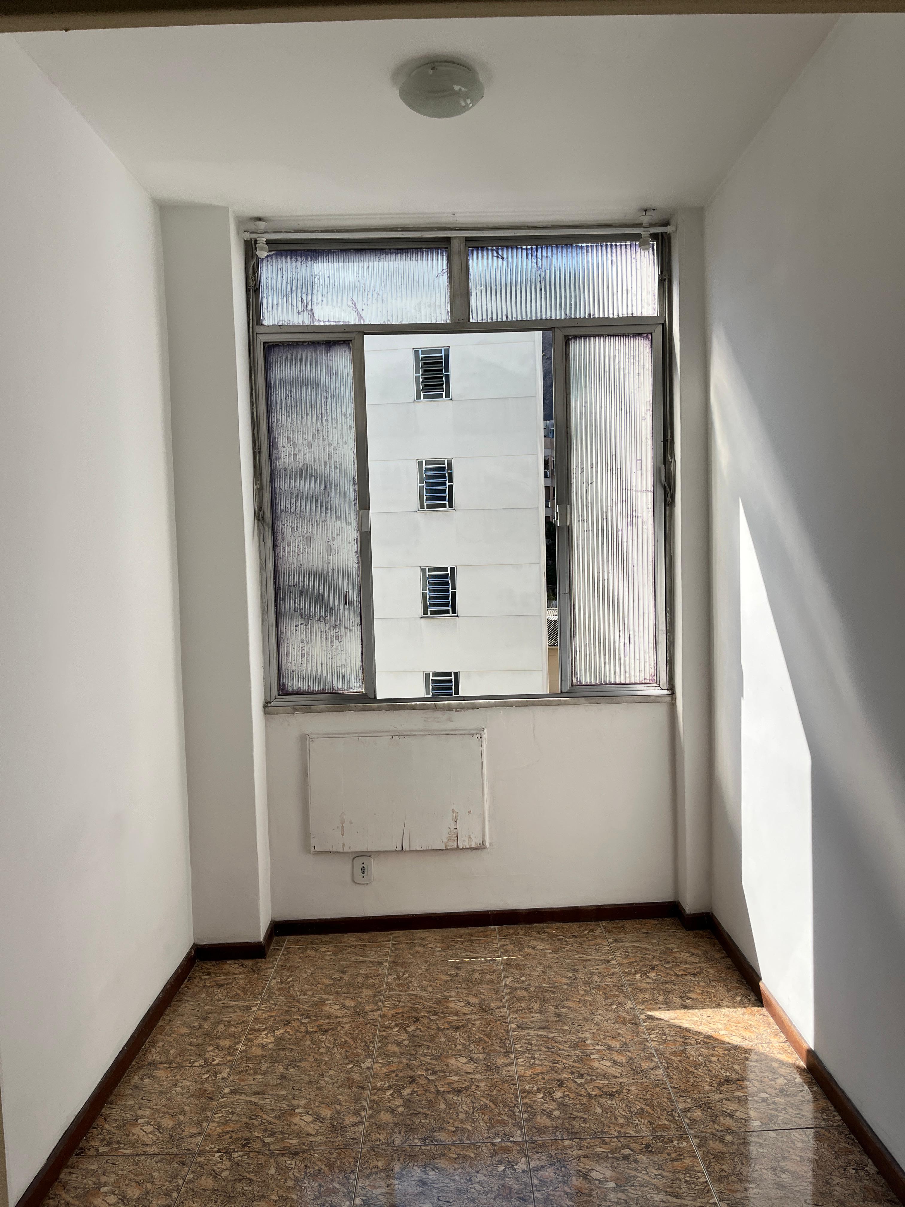 Foto do imóvel: Apartamento com 2 Quartos à Venda, 85 m² em Copacabana - Rio de Janeiro