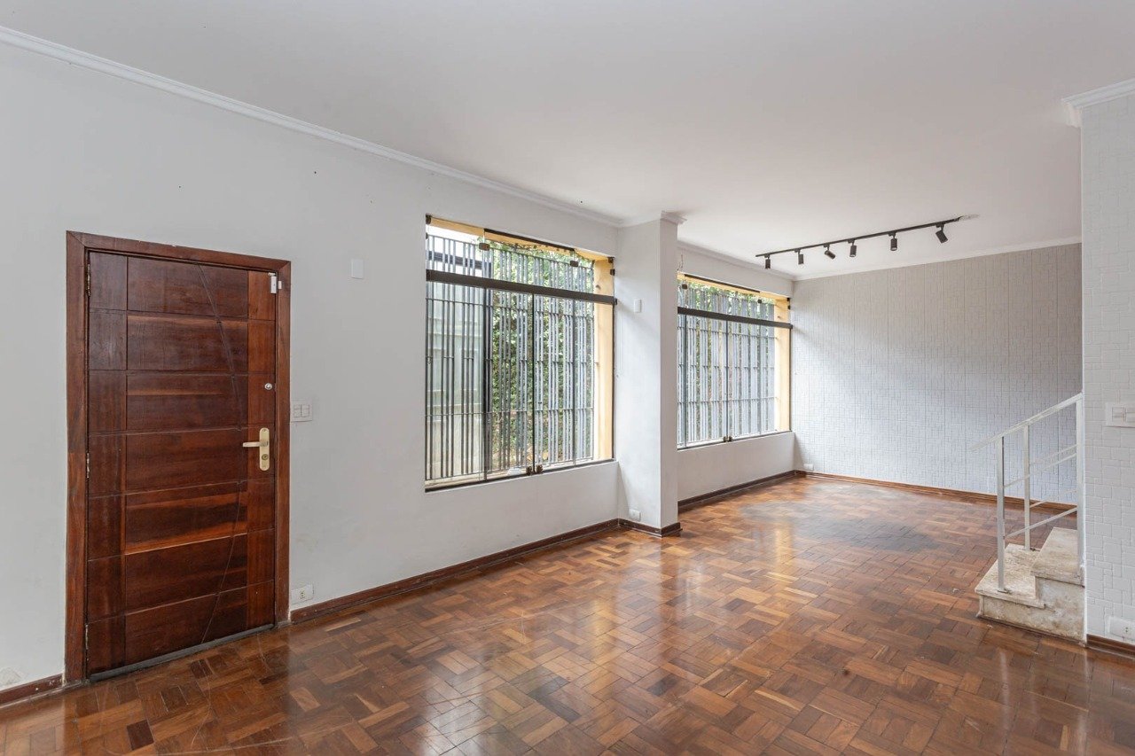 Foto do imóvel: Casa com 2 Quartos à Venda ou Locação, 237 m² em Cidade Monções - São Paulo