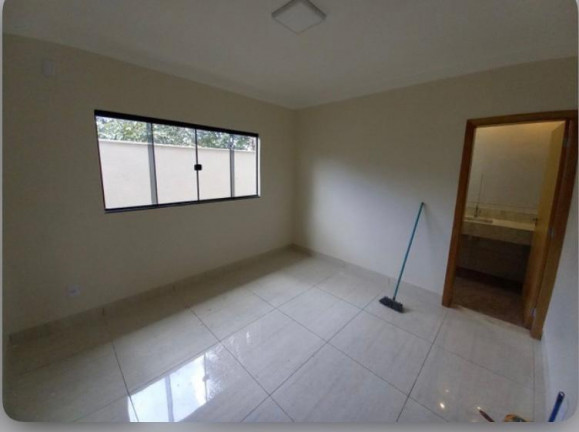 Imagem Casa com 3 Quartos à Venda, 135 m² em Vila Brasília - Aparecida de Goiânia