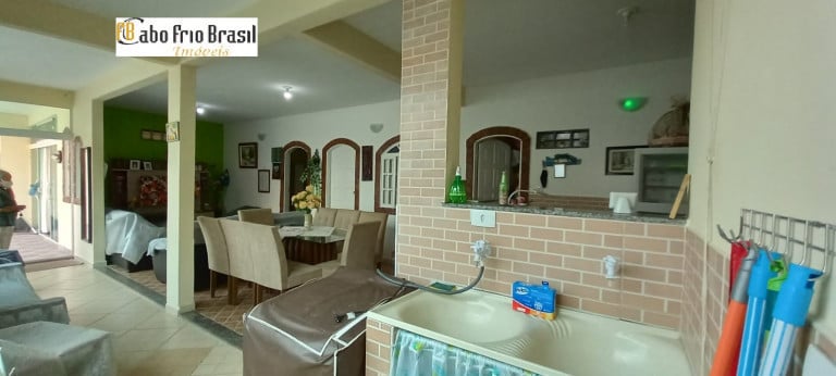 Imagem Casa de Vila com 4 Quartos à Venda, 122 m²em Peró - Cabo Frio