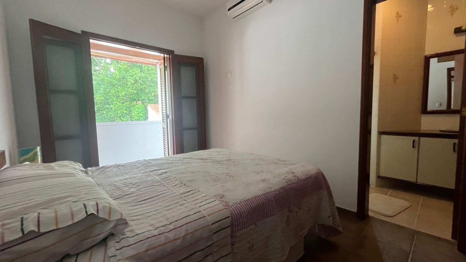 Foto do imóvel: Casa com 8 Quartos à Venda ou Temporada, 390 m² em Riviera - Bertioga