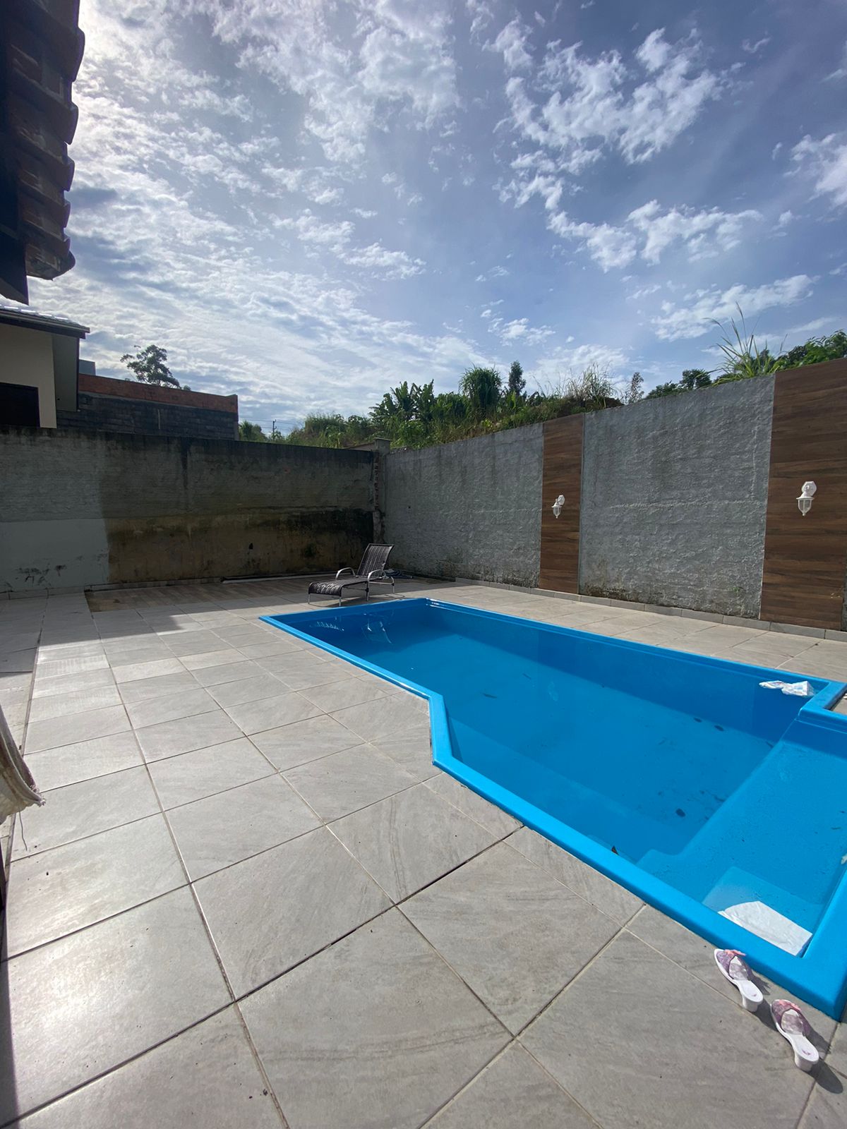 Imagem Casa com 2 Quartos à Venda, 160 m²em Santo Antônio - Criciúma