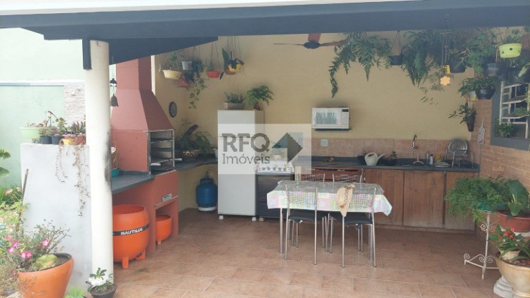Imagem Casa com 4 Quartos à Venda, 195 m² em Vila Santo Antonio - Atibaia