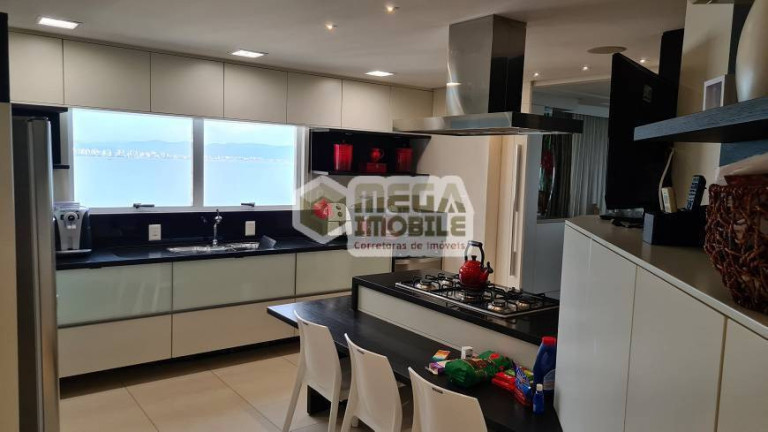 Imagem Apartamento com 4 Quartos à Venda, 260 m² em Centro - Florianópolis