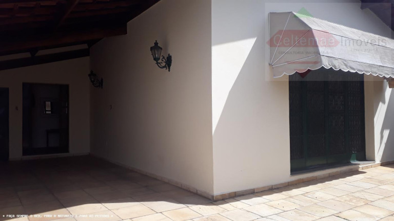 Imagem Casa com 3 Quartos à Venda, 300 m² em Jardim Eulalia - Taubaté