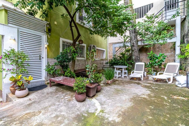 Imagem Casa de Vila com 4 Quartos à Venda, 595 m² em Humaitá - Rio De Janeiro