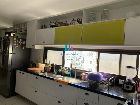 Imagem Apartamento com 5 Quartos à Venda, 304 m² em Jardim Apipema - Salvador