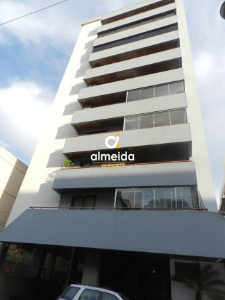 Imagem Apartamento com 3 Quartos à Venda, 217 m² em Centro - Santa Maria