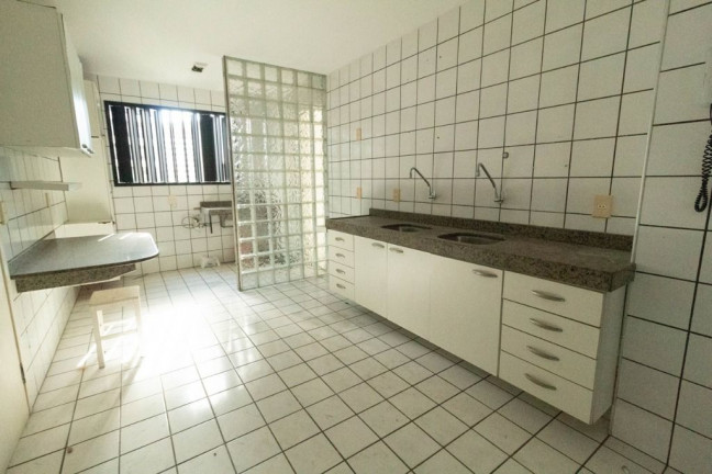 Imagem Apartamento com 3 Quartos à Venda, 138 m² em Montese - Fortaleza