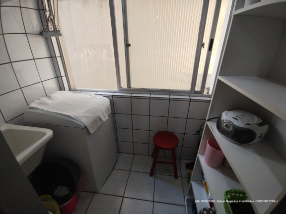 Imagem Apartamento com 2 Quartos à Venda, 91 m² em Centro - Florianópolis