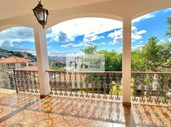 Foto do imóvel: Casa com 5 Quartos à Venda,  em Mangabeiras - Belo Horizonte