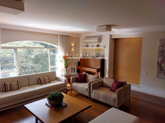 Apartamento com 3 Quartos à Venda, 211 m² em Morumbi - São Paulo