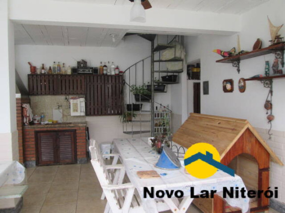 Imagem Casa com 6 Quartos à Venda, 400 m² em Centro - São Pedro Da Aldeia