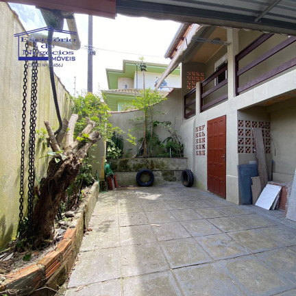 Imagem Sobrado com 3 Quartos à Venda, 192 m² em Vila Nova - Porto Alegre