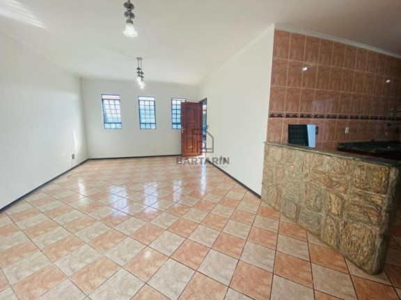 Imagem Casa com 3 Quartos à Venda, 200 m² em Centro - Araras