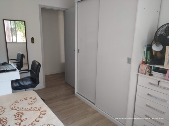 Imagem Apartamento com 2 Quartos à Venda, 80 m² em Centro - Florianópolis