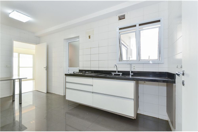 Apartamento com 3 Quartos à Venda, 143 m² em Vila Gumercindo - São Paulo