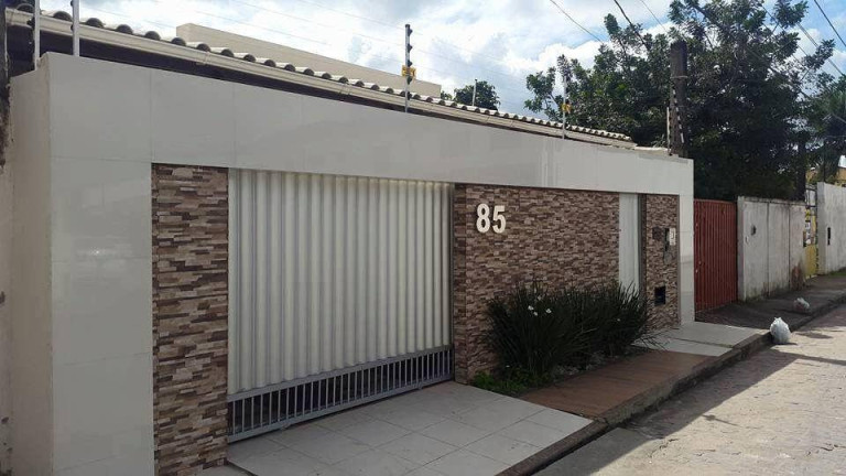 Imagem Casa com 2 Quartos à Venda, 250 m² em Parque Ipê - Feira De Santana