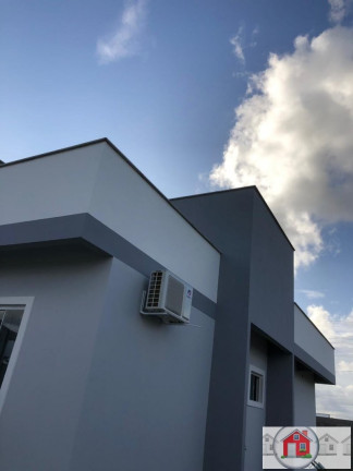 Imagem Casa com 3 Quartos à Venda, 360 m² em Araruama