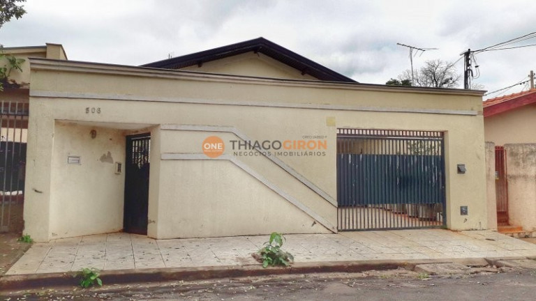 Imagem Casa com 3 Quartos à Venda, 208 m² em Vila Industrial - Araçatuba