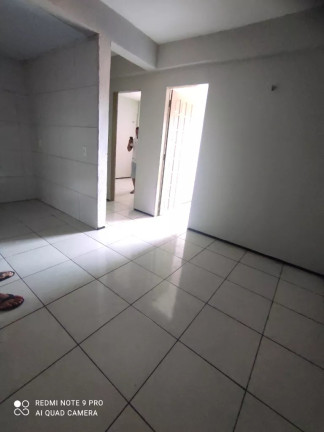 Imagem Apartamento com 2 Quartos à Venda,  em Sinhá Saboia