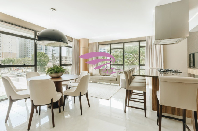 Apartamento com 4 Quartos à Venda, 226 m² em água Verde - Curitiba