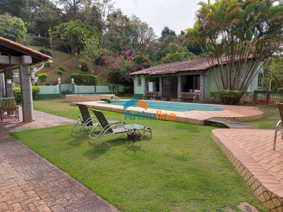 Foto do imóvel: Chácara com 7 Quartos à Venda ou Locação, 400 m² em Saboó - São Roque