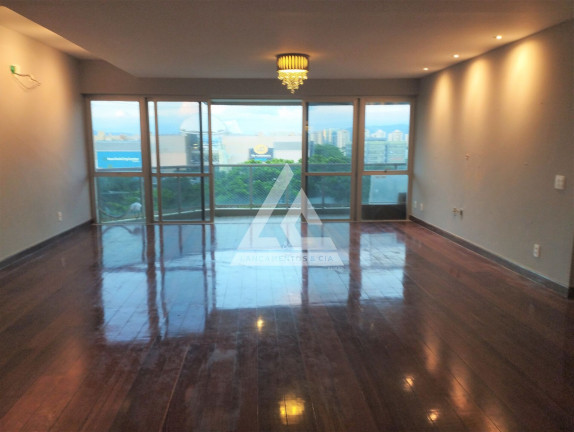 Foto do imóvel: Apartamento com 4 Quartos à Venda, 205 m² em Barra Da Tijuca - Rio De Janeiro