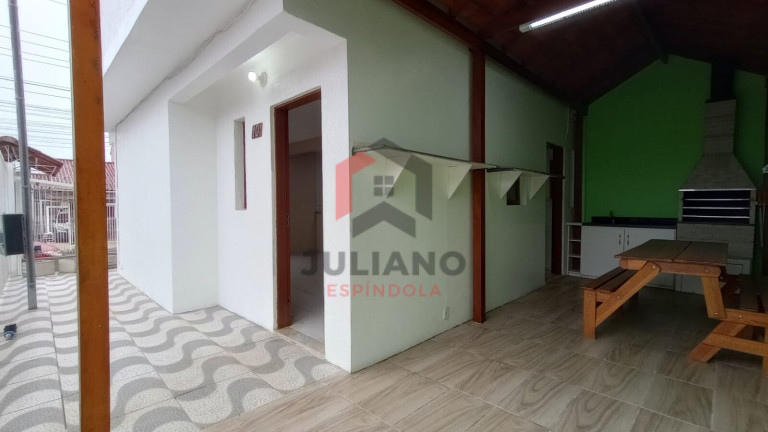 Imagem Casa com 2 Quartos à Venda, 75 m² em Hípica - Porto Alegre