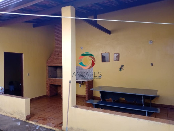 Imagem Casa com 2 Quartos à Venda, 136 m² em Centro - Peruíbe
