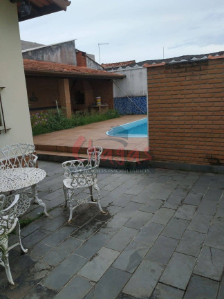 Imagem Casa com 2 Quartos à Venda, 100 m² em Porto Novo - Caraguatatuba