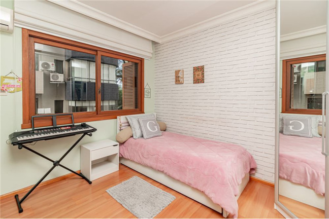 Imagem Apartamento com 3 Quartos à Venda, 199 m² em Petrópolis - Porto Alegre