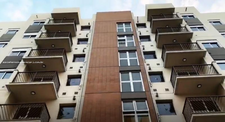 Imagem Apartamento com 2 Quartos à Venda,  em Pechincha - Rio De Janeiro