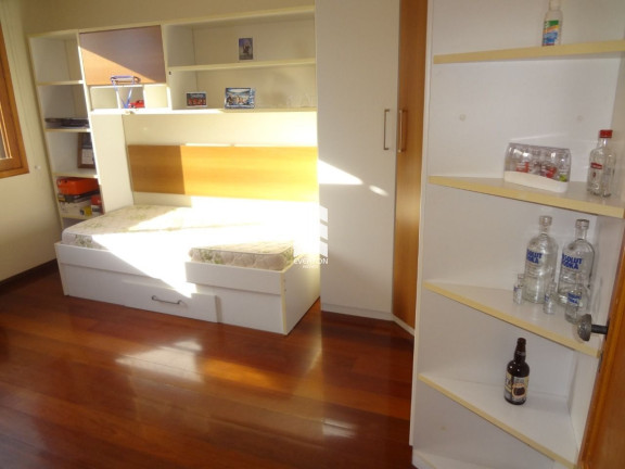 Imagem Apartamento com 4 Quartos à Venda, 240 m² em Nossa Senhora Medianeira - Santa Maria