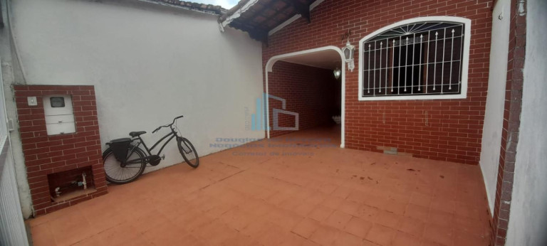 Imagem Casa com 2 Quartos à Venda, 72 m² em Maracanã - Praia Grande