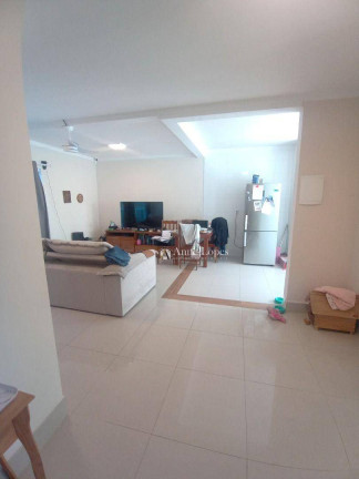 Imagem Casa com 3 Quartos à Venda, 257 m² em Marapé - Santos