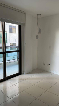 Imagem Apartamento com 2 Quartos à Venda, 84 m² em Charitas - Niterói