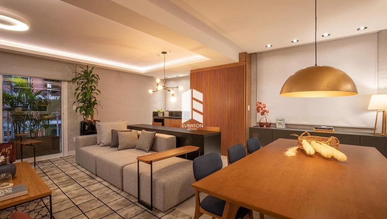 Imagem Apartamento com 3 Quartos à Venda, 152 m² em Centro - Santa Maria