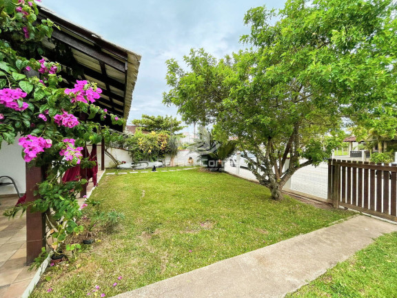 Imagem Casa com 3 Quartos à Venda, 403 m² em Salinas - Balneário Barra Do Sul