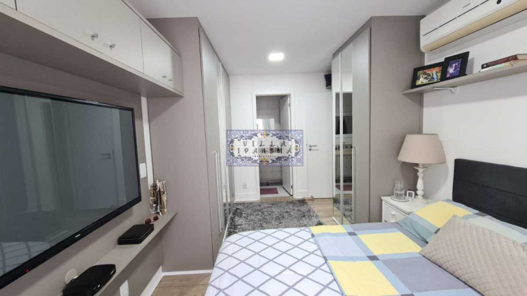 Imagem Apartamento com 3 Quartos à Venda, 118 m² em Charitas - Niterói