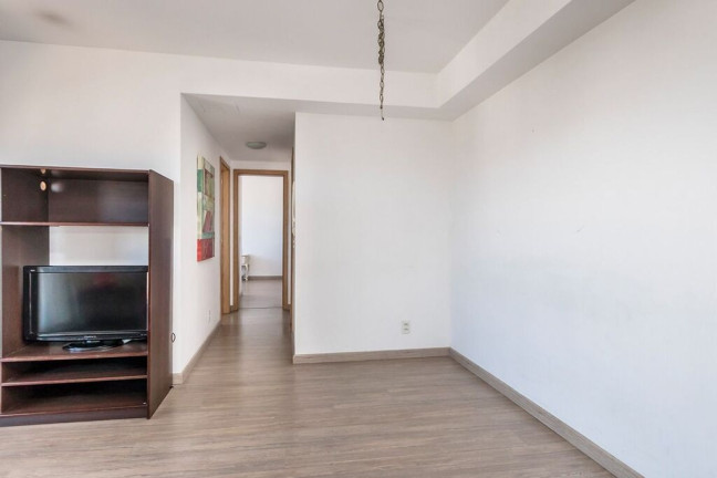 Imagem Apartamento com 2 Quartos à Venda, 69 m² em Jardim Lindóia - Porto Alegre