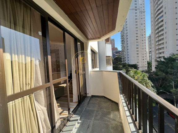 Apartamento com 4 Quartos à Venda, 129 m² em Vila Uberabinha - São Paulo