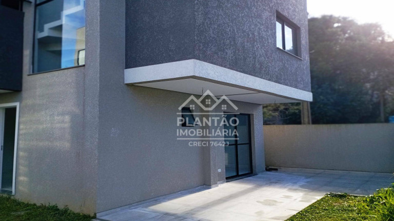 Foto do imóvel: Sobrado com 3 Quartos à Venda, 105 m² em Uberaba - Curitiba