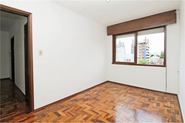 Apartamento com 2 Quartos à Venda, 58 m² em Vila Ipiranga - Porto Alegre