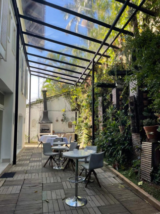 Casa com 8 Quartos à Venda, 650 m² em Jardim Guedala - São Paulo