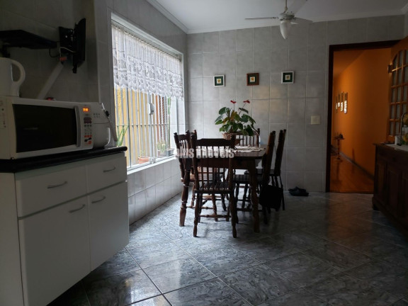 Casa com 3 Quartos à Venda, 226 m² em Jardim Aeroporto - São Paulo
