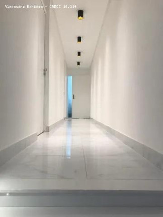 Imagem Casa com 3 Quartos à Venda, 450 m² em Prado - Recife