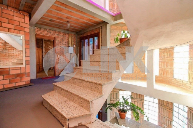 Imagem Casa com 5 Quartos à Venda, 600 m² em Jardim Leopoldina - Porto Alegre